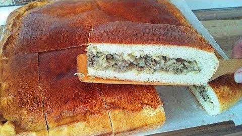Сочный пирог с капустой и мясом 