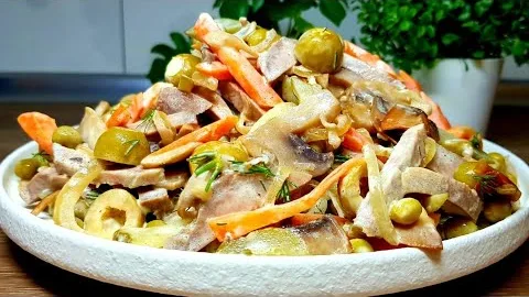 Мясной салат на праздничный стол