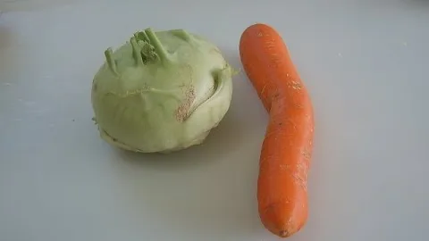 Салат из кольраби