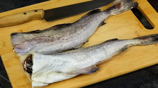 Очень вкусный минтай на сковороде