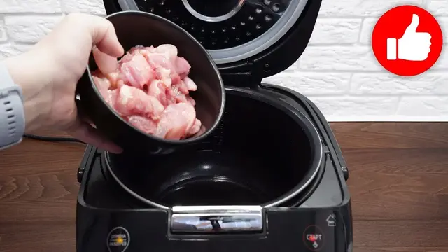 Бесподобная курица с черносливом в мультиварке
