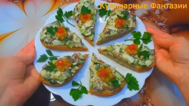 Вкуснейшие бутерброды с копченой рыбкой