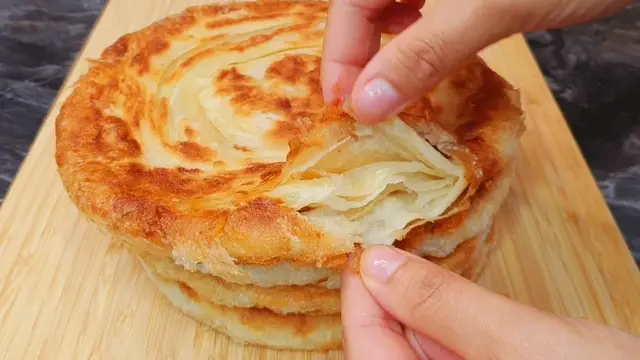 Слоёные лепёшки на сковородке