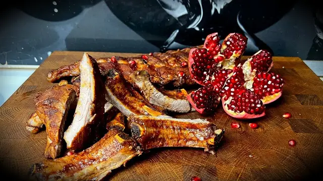 Сочные и вкусные рёбрышки в духовке