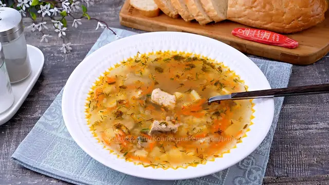 Рыбный суп из консервированной горбуши с пшеном