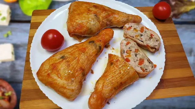 Новогодняя закуска Фаршированные окорочка
