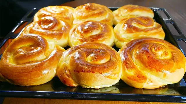 Слоеные булочки в духовке 