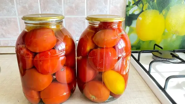 Вкусные маринованные помидоры