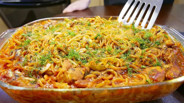 Запеканка сочная из макарон и курицы