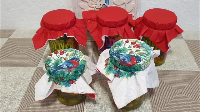Оливки с салатной заправкой