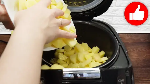 Вкусная картошка в мультиварке