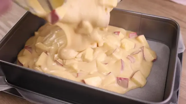 Вкусный яблочный пирог