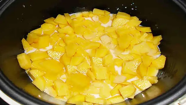 Тушеная картошка на ужин