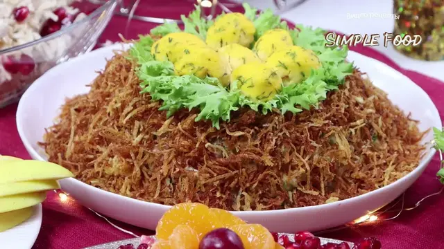 Новогодний мясной салат 