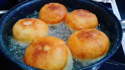 Картофельные пончики на сковородке