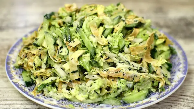 Новый салат из пекинской капусты 