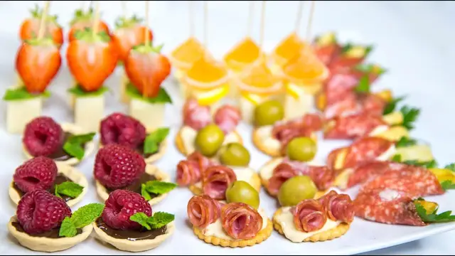 Очень вкусных канапе на праздничный стол или фуршет