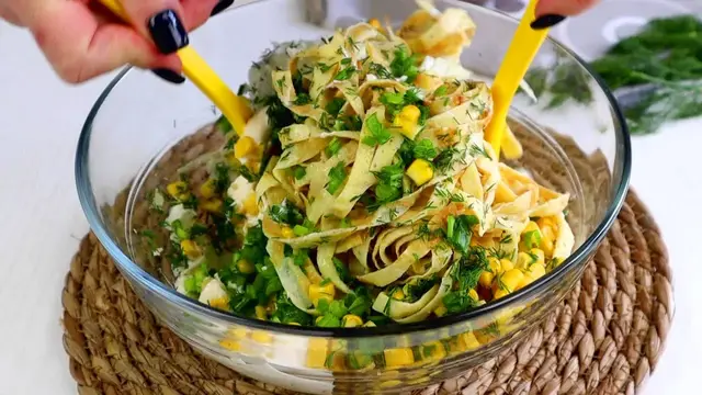 Новый салат из пекинской капусты
