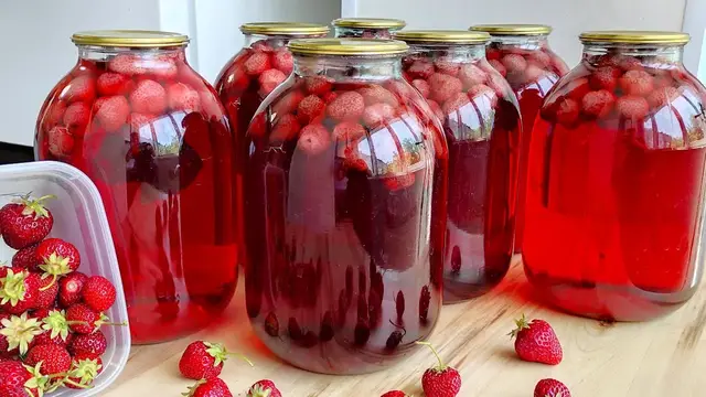 Компот из клубники на зиму
