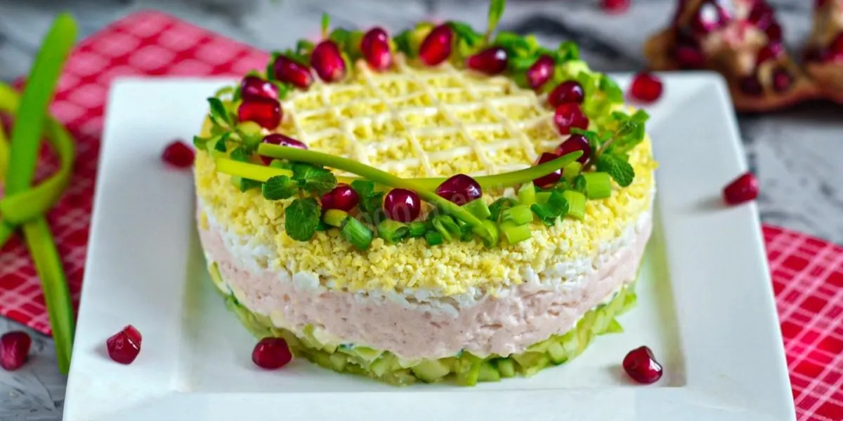 Идеальное летнее блюдо: простой салат из мяса криля