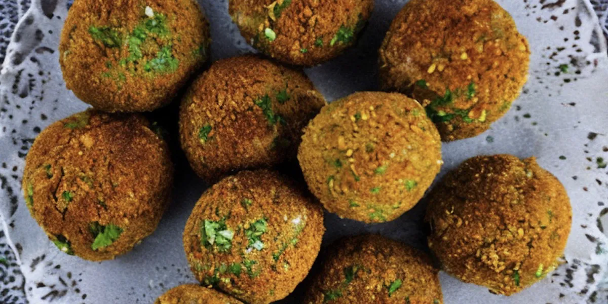 Откройте мир вегетарианской кухни с фалафелем