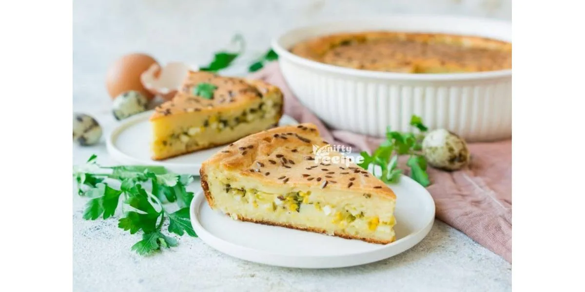Заливной пирог с луком и яйцом