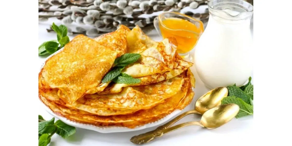 Как экономить время и сохранять вкус: лучшие рецепты блинов на кипятке