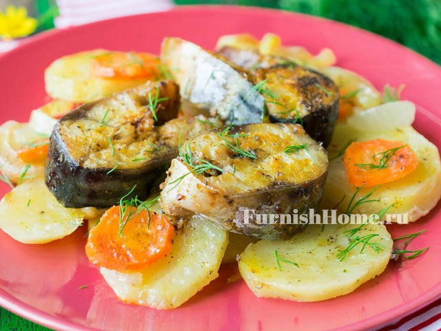 Скумбрия запеченная с овощами Скумбрия запеченная с овощами
