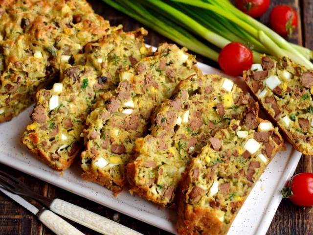 Закусочный пирог с печенью и яйцом Закусочный пирог с печенью и яйцом