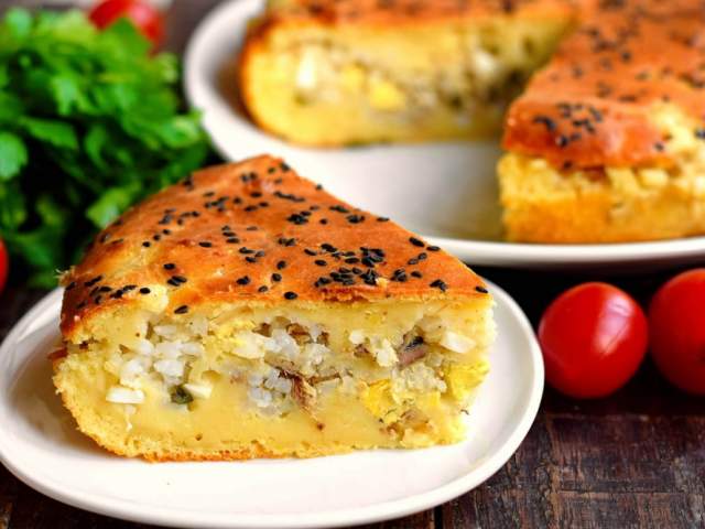 Заливной пирог с тунцом, рисом и яйцом Заливной пирог с тунцом, рисом и яйцом