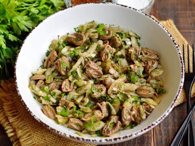 лазерсон запеченная курица в духовке. 1628132474 a7v0Nm. лазерсон запеченная курица в духовке фото. лазерсон запеченная курица в духовке-1628132474 a7v0Nm. картинка лазерсон запеченная курица в духовке. картинка 1628132474 a7v0Nm. Принципы фарширования в этой статье подходят для любой птицы. Рассмотрим их на примере приготовления курицы.