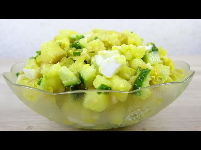 Рецепт салата из картофеля с черемшой и яйцами