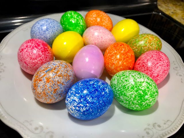 Красим пасхальные яйца за 1 минуту