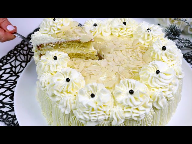 Воздушный бисквитный торт Белая королева
