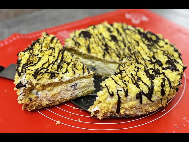 Торт с творожно-сгущённым кремом и шоколадом