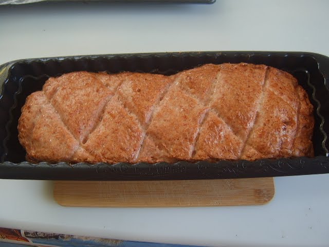Мясной хлеб и булочки