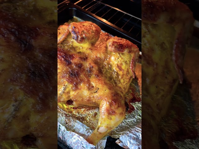 Вкусная курица в духовке