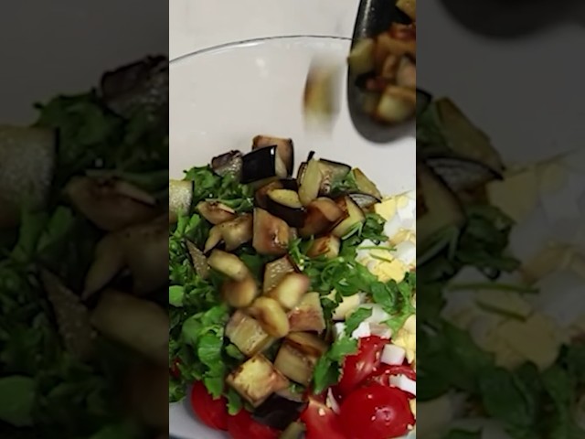 Вкусный салат с баклажанами
