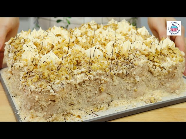 Ореховый торт с меренгой и кремом Шарлотт