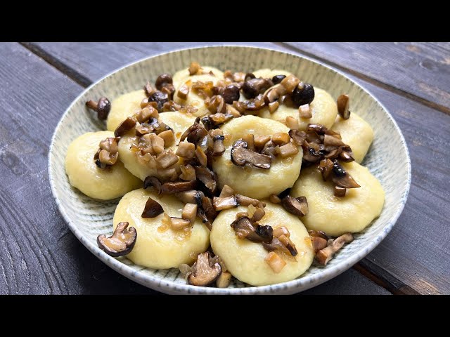 Найсмачніші картопляні галушки з куркою та грибами