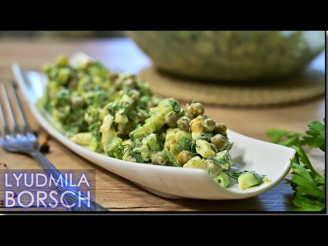 Салат с огурцами, яйцами и горошком Салат с огурцами, яйцами и горошком