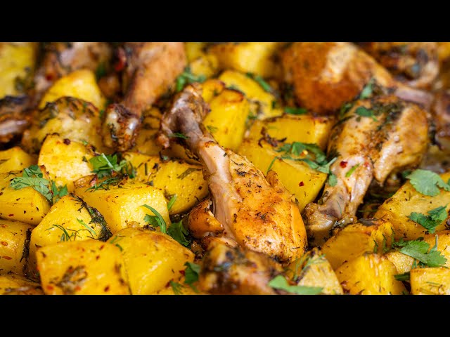 Сытная картошка с курицей в рукаве