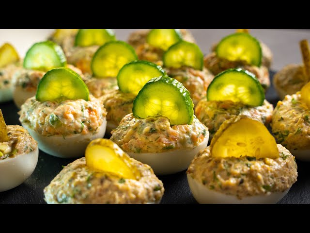 Идеальные фаршированные яйца шпротами и красной рыбой