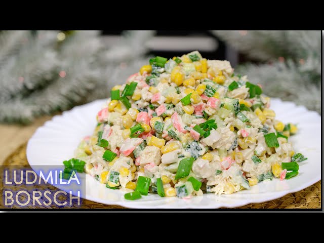 Салат с курицей, крабовыми палочками и кукурузой