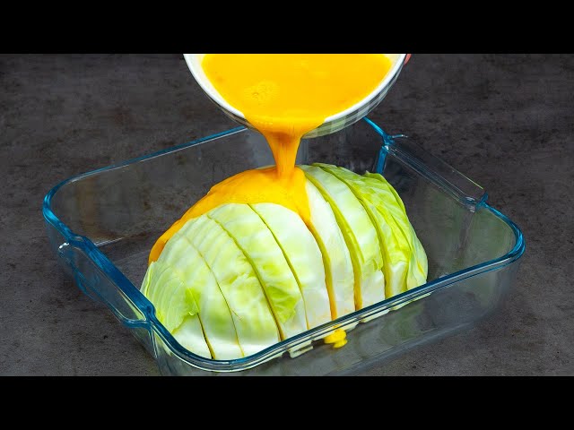 Капустная запеканка с сосисками и сыром