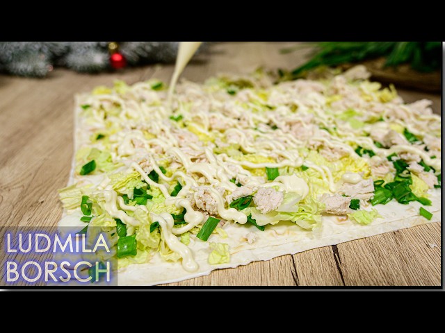 Рулет из лаваша с курицей, капустой и сливочным сыром