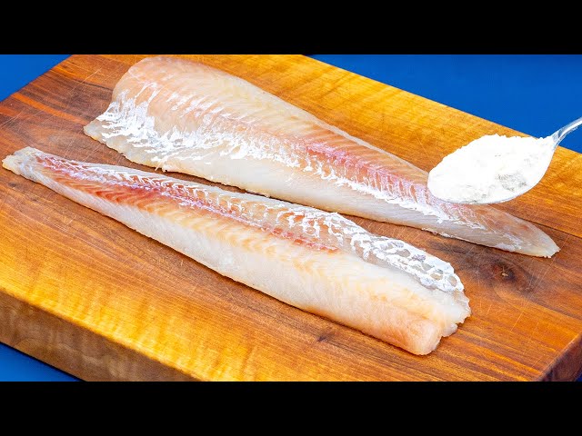 Хрустящая рыба с кукурузной кашей и сливочным соусом