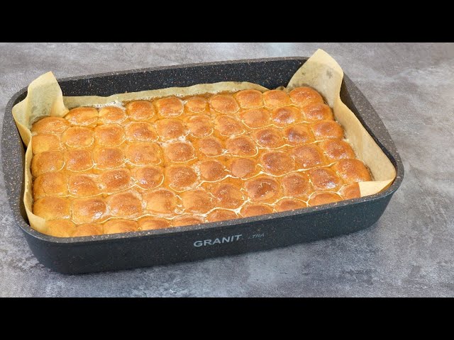 Медовый пирог с абрикосовым сиропом