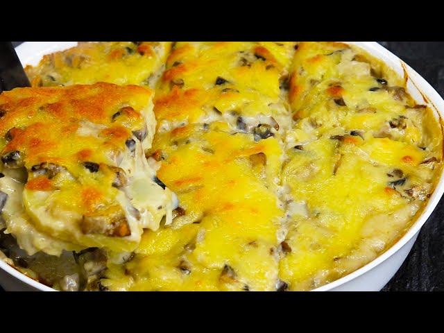 Картофельная запеканка с грибами и соусом бешамель