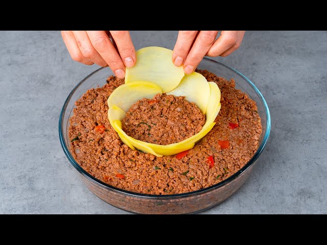Тушеный говяжий фарш с овощами и сыром чеддер